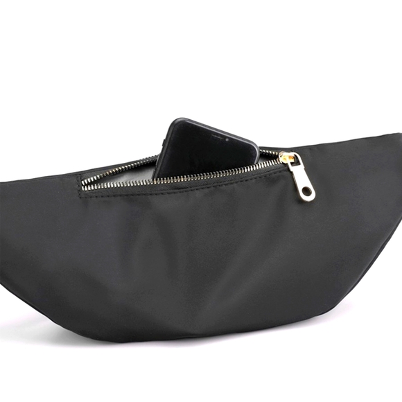 (Out of Stock) Black Quilted Multi Pocket Waist Belt Bag - Picture 2 of 8